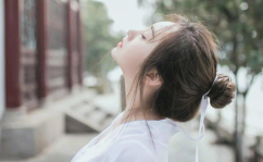 娱乐吃瓜酱背影图片女,揭秘娱乐吃瓜酱背后的神秘女生