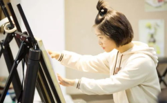 娱乐吃瓜沈月,从甜宠剧女主角到情感话题焦点”