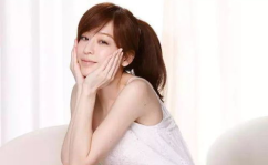 娱乐吃瓜王心凌,揭秘娱乐吃瓜王背后的故事